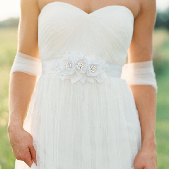 Flower Lace Dress Sash. Bridal Gown Flower Sash